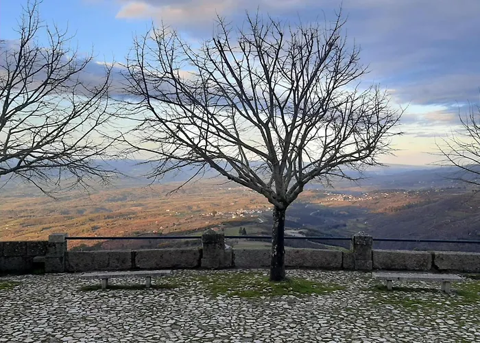 Casa Da Tia Lurdes Дом отдыха Folgosinho